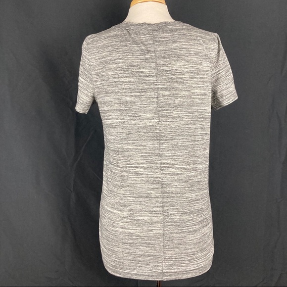 Pink logo v-neck t-shirt - Picture 6 of 8